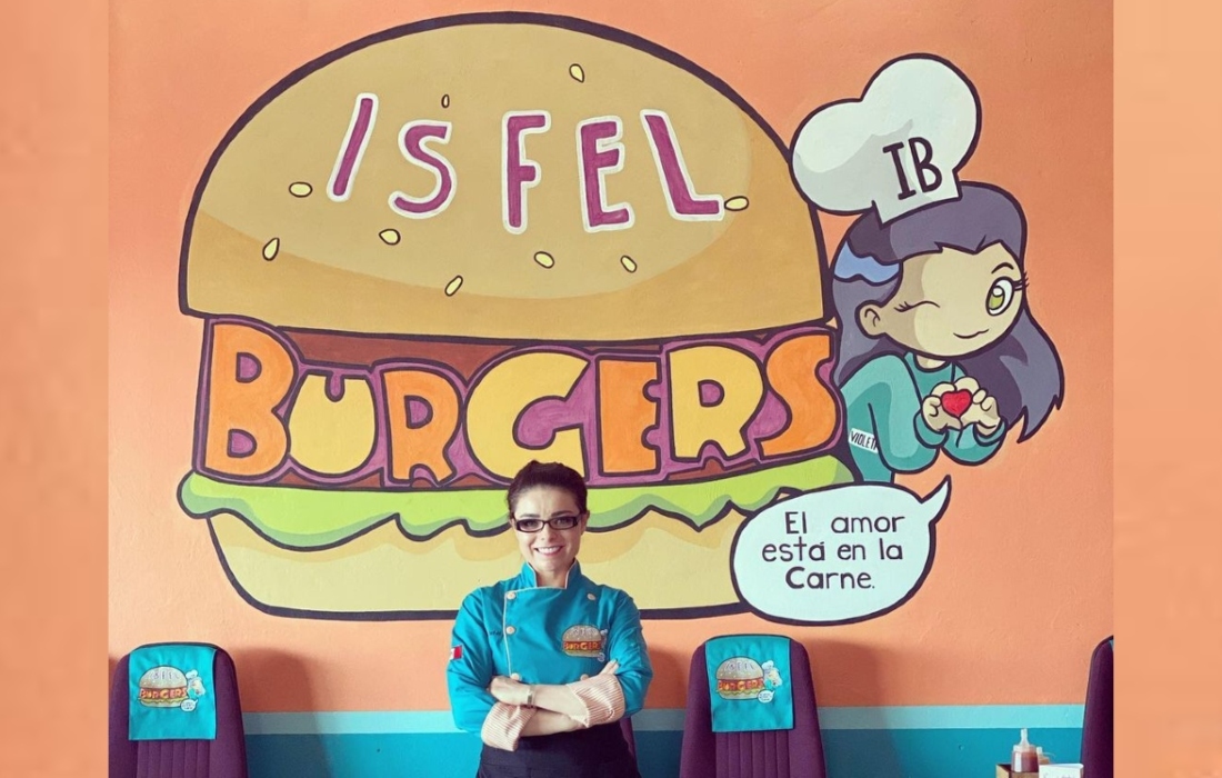 Violeta Isfel abre local de hamburguesas