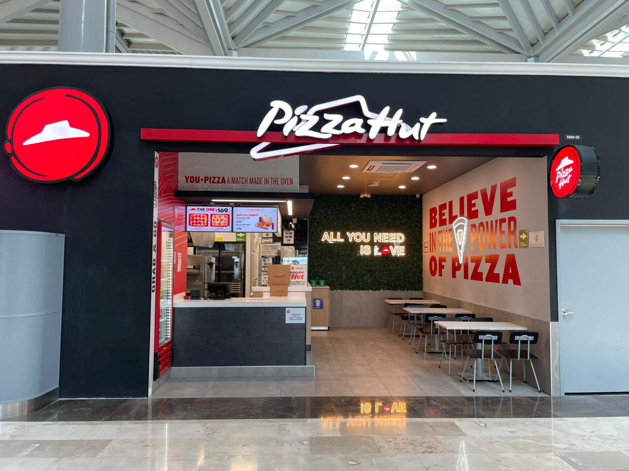 La famosa cadena Pizza Hut anuncia su expansión en México con nuevas tiendas en aeropuertos antes del Mundial 2026.