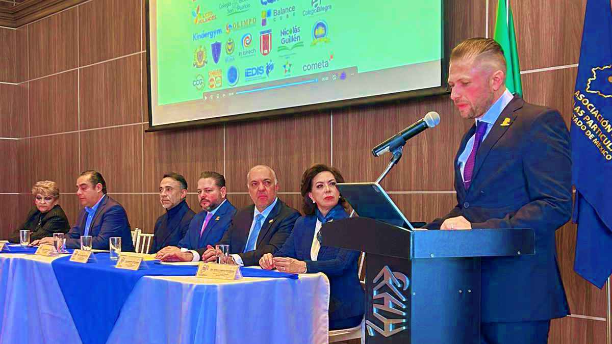 Las escuelas privadas son clave en la economía del Estado de México, según afirma Carlos Liñán. Descubre cómo.