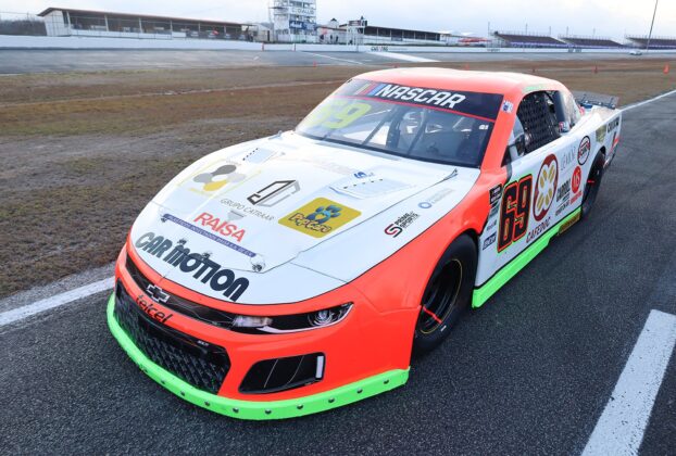 El piloto Germán Quiroga aspira a una victoria en la Tulum 100 de NASCAR después de un inicio complicado en la temporada.