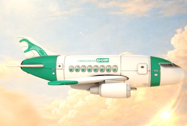 GUM y Bombay lanzan Avionazo, una campaña que hace un llamado humorístico y surrealista para cambiar la dentalidad en México.