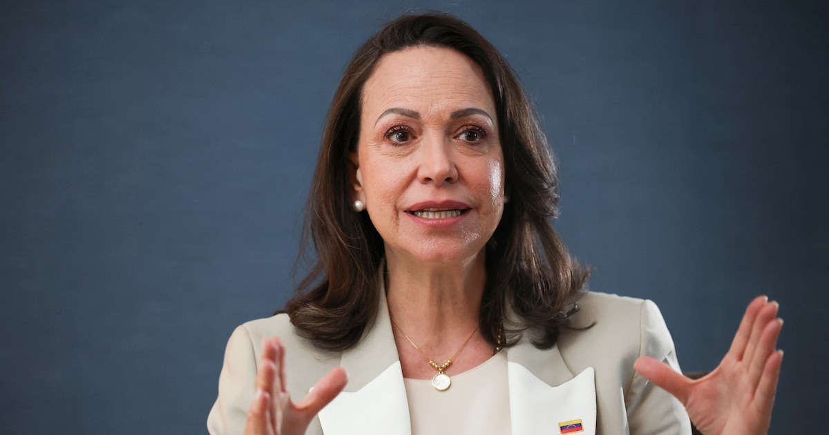 María Corina Machado confirma su regreso a Venezuela para acompañar a su pueblo tras los recientes terremotos. Una decisión significativa.