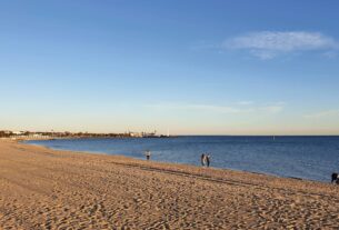 La emblemática playa australiana St Kilda cambia su nombre a Patrick Beach para honrar al destacado portero del Mundial 2026.