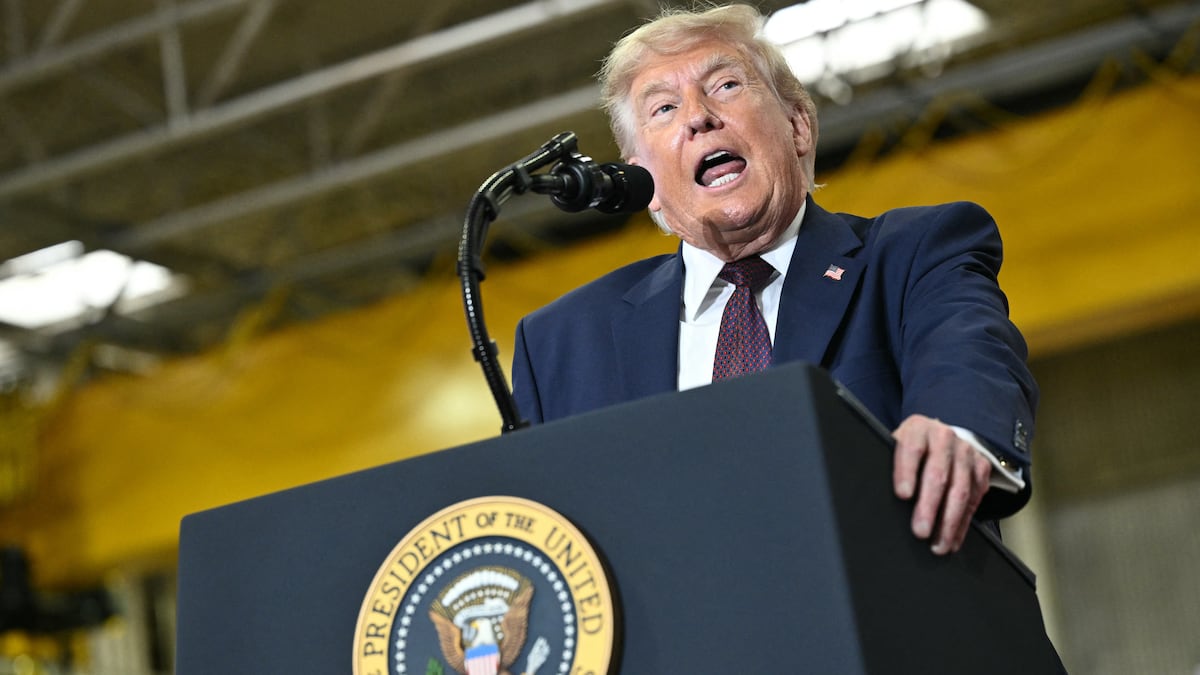 El presidente Trump daría a conocer el no extension del T-MEC, lo que impactaría el comercio entre México y Canadá.