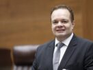 El diputado Gonzalo Ramírez propone una investigación sobre los gastos de las universidades públicas en Costa Rica, tras ser cuestionados.
