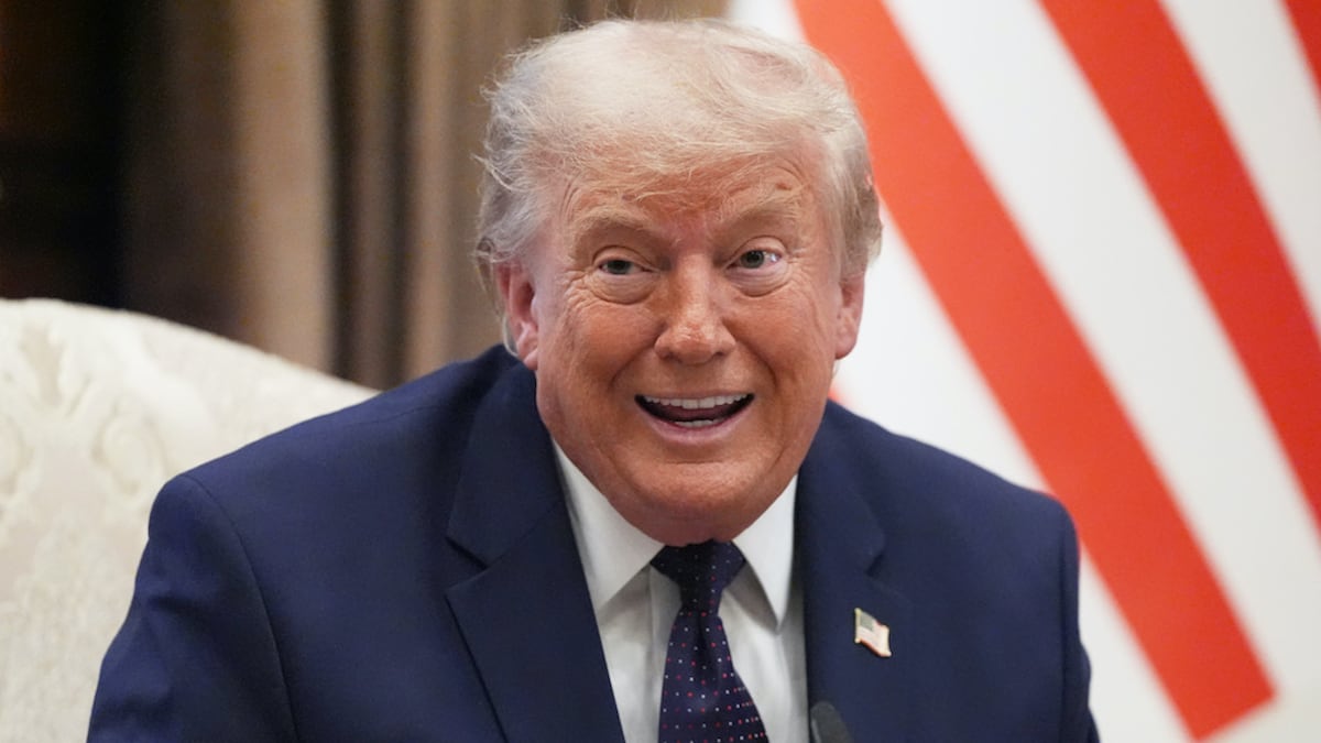 Donald Trump continúa insistiendo en que Groenlandia debería ser parte de Estados Unidos, desafiando su soberanía sobre el territorio.
