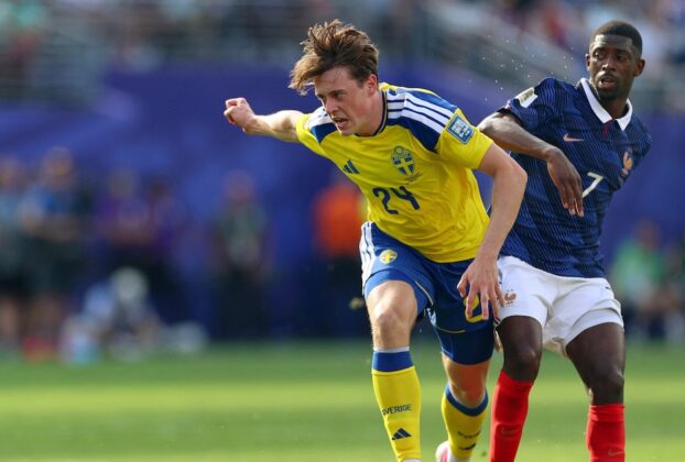 El volante sueco Elliot Stroud mostró su apoyo a la selección argentina tras ser eliminado en el Mundial. Aquí los detalles.
