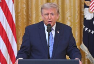 Donald Trump asegura que China robó datos para influir en las elecciones presidenciales de Estados Unidos en 2020.
