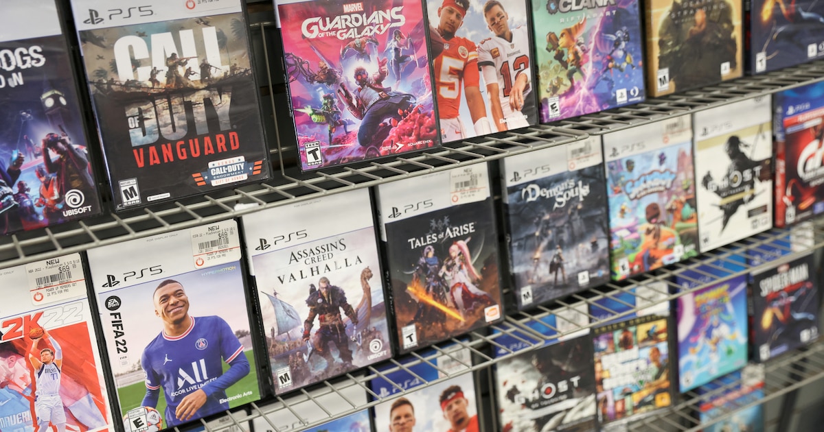 La compañía japonesa detendrá la producción de discos físicos y venderá códigos de descarga a partir de 2028.