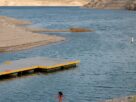 Lake Mead y Lake Powell alcanzan niveles históricos bajos, mientras se espera el efecto de El Niño en el suministro de agua.