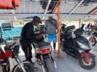 Descubre cómo los paneles solares han transformado la vida cotidiana en Cuba en medio de apagones constantes.