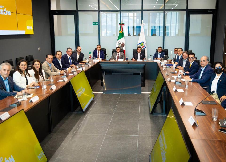 Se proyecta que el cruce fronterizo de Nuevo León alcance 20 mil autos diarios con mejoras regionales.
