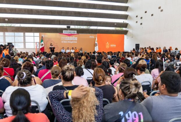 El programa Ayudamos a las Mujeres ha impactado a más de 117 mil beneficiarias en su primer año de funcionamiento.